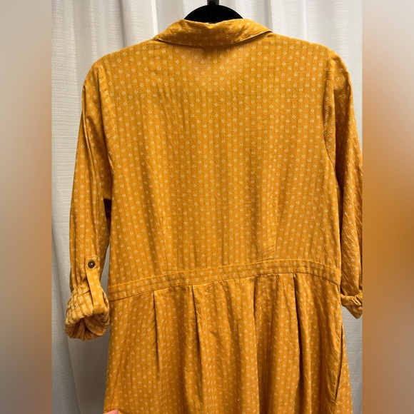 ModCloth Broadcast Coordinator Button Down
Shirt Dress Marigold | size 16 - Picture 5 of 11